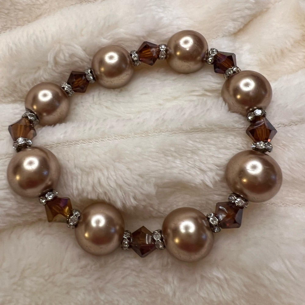 Champagne Glass Pearl and Crystal Stretch Bracelet
